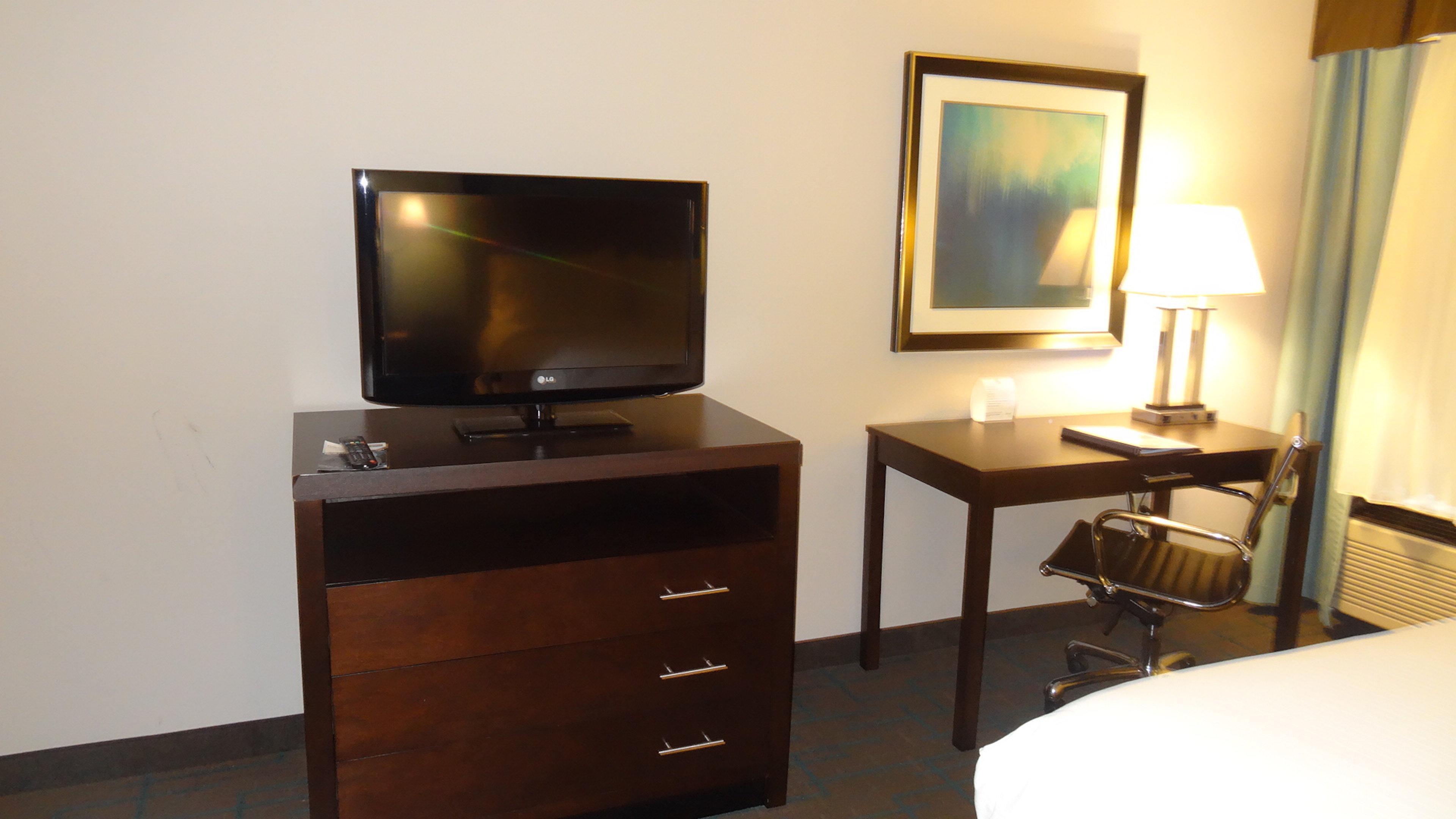 Holiday Inn Express Hotel Kansas City - Bonner Springs By Ihg Exterior foto