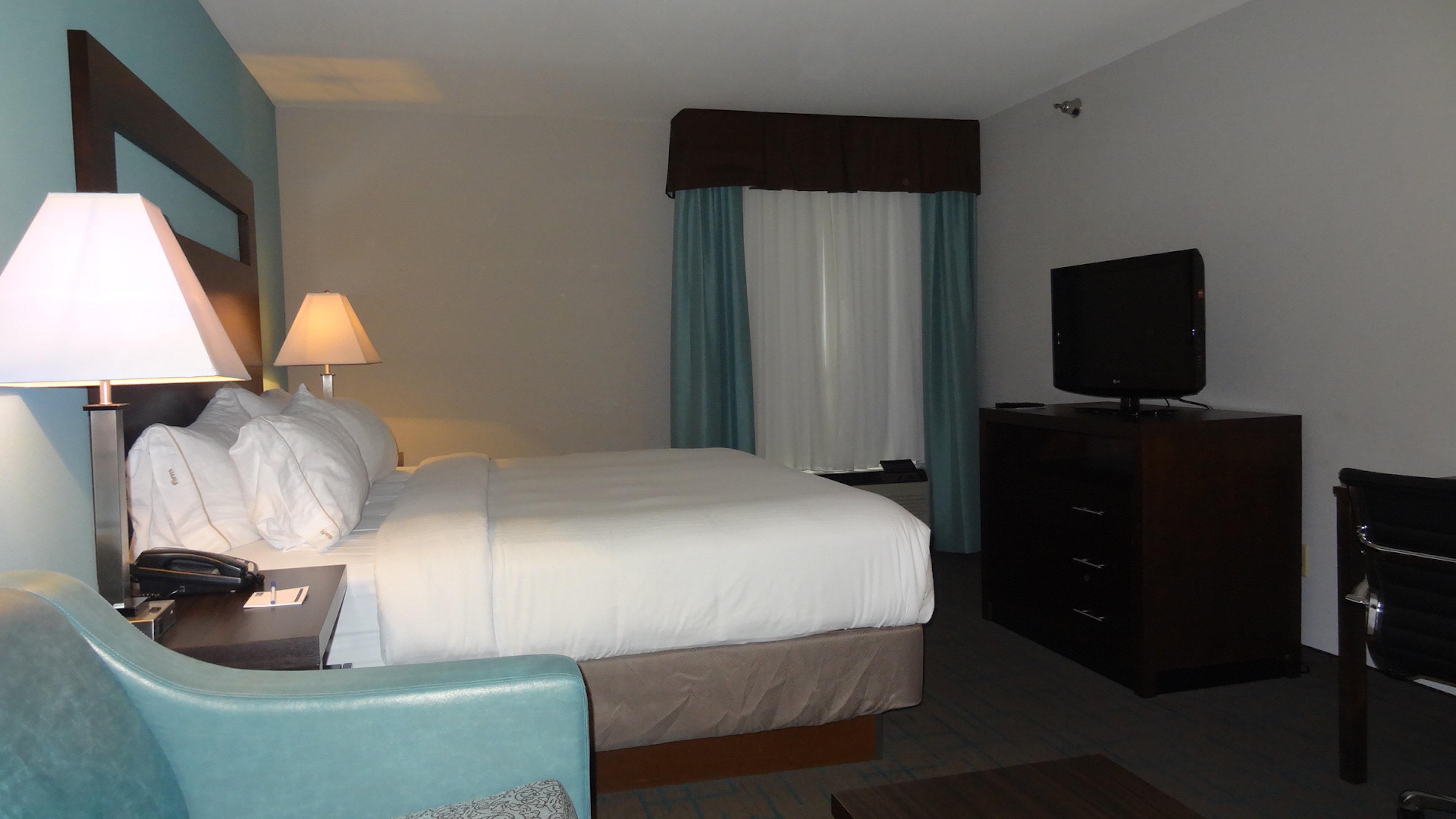 Holiday Inn Express Hotel Kansas City - Bonner Springs By Ihg Exterior foto